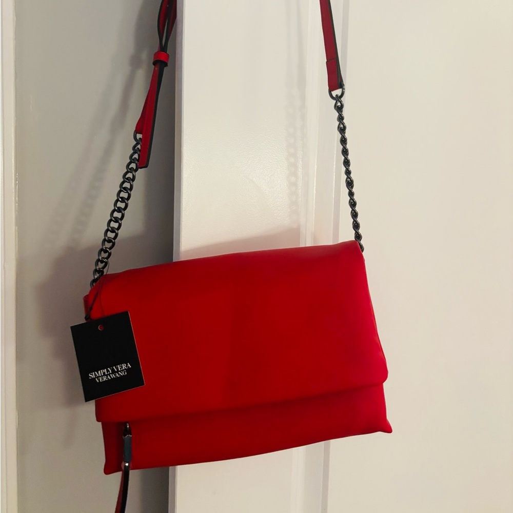 NWT Vera Wang Faux Vegan Leather crossbody bag with  leather and gun metal strap